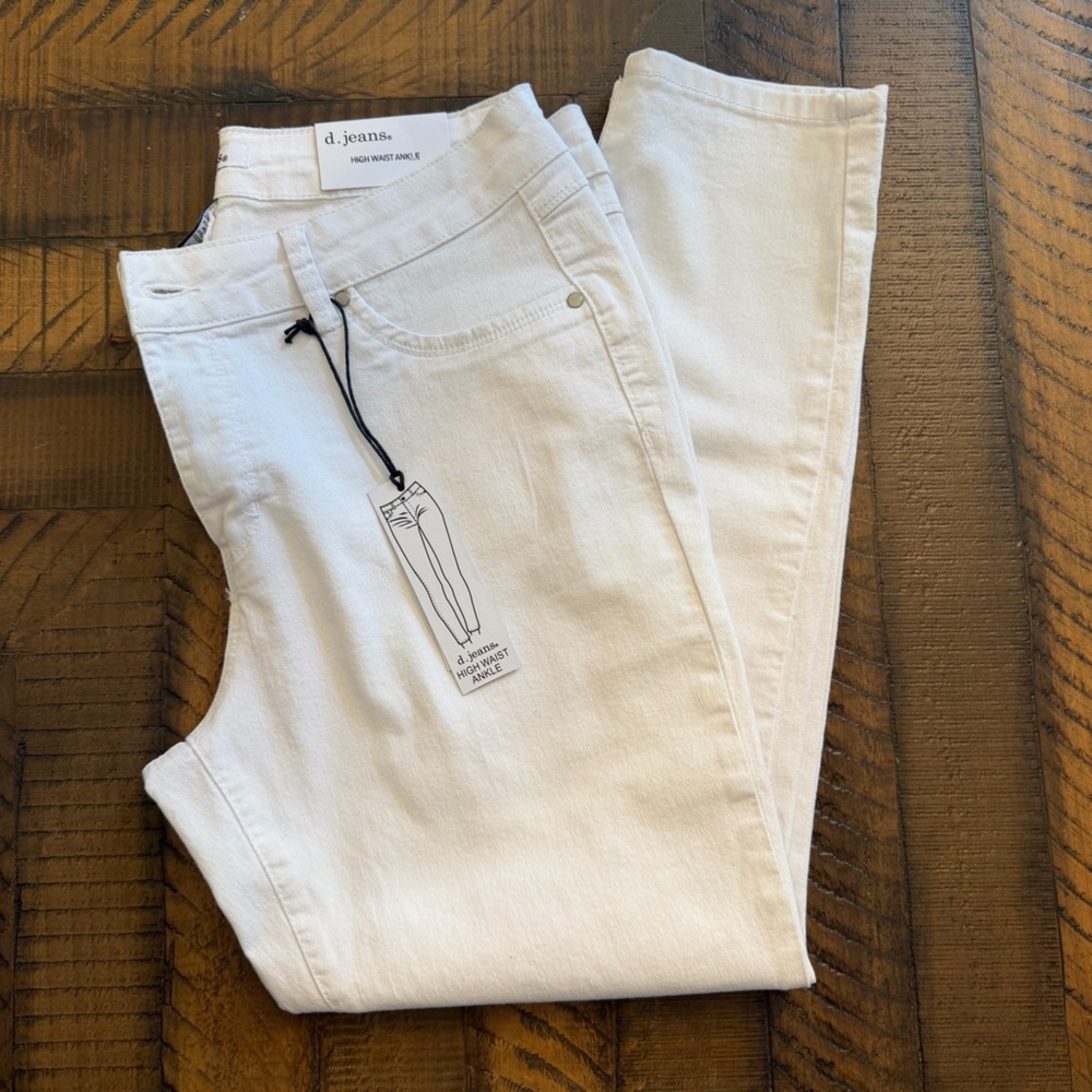 D. jeans high waist ankle modern fit NWT